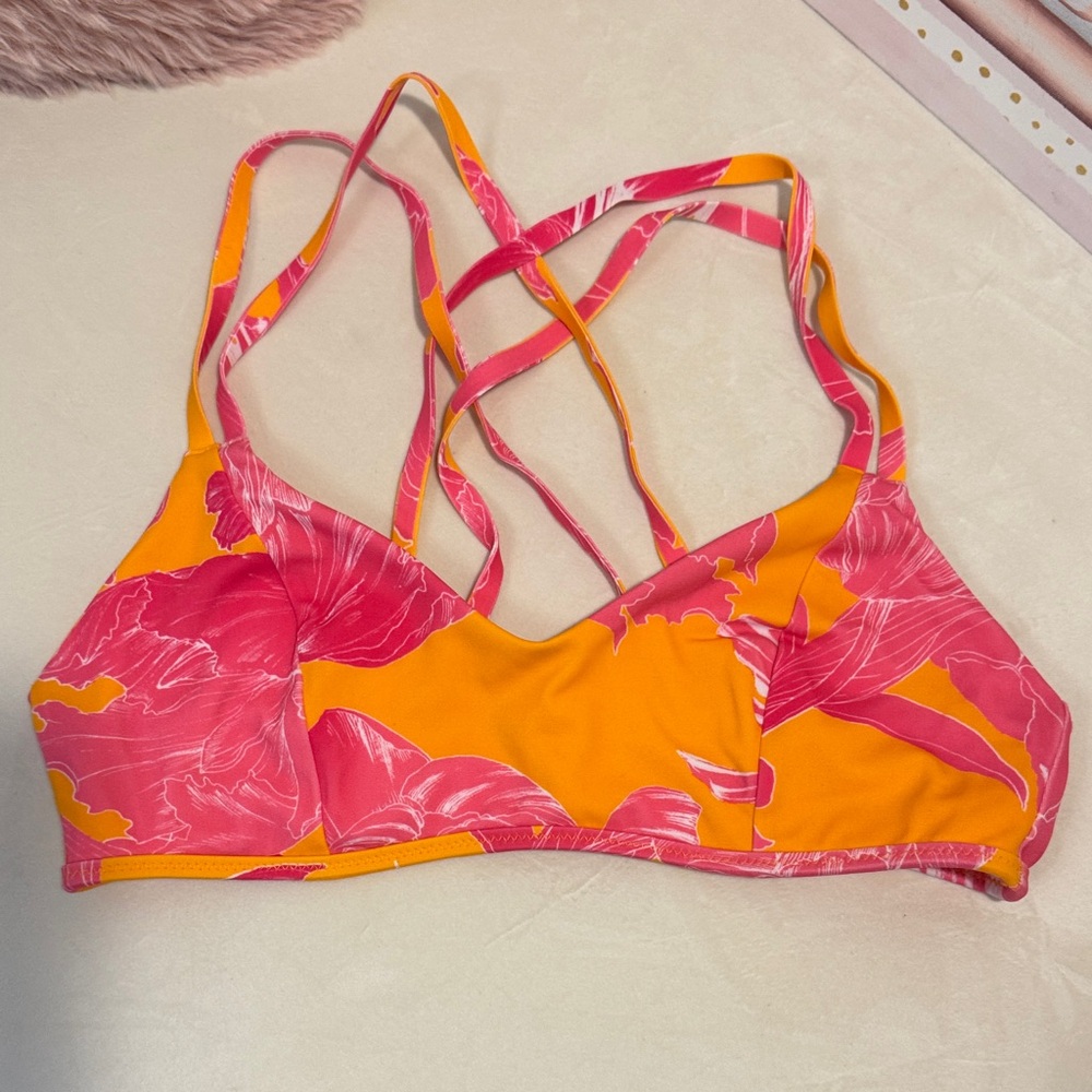 Athleta Kailua South Swell Bikini Top size Small Pink Orange Floral